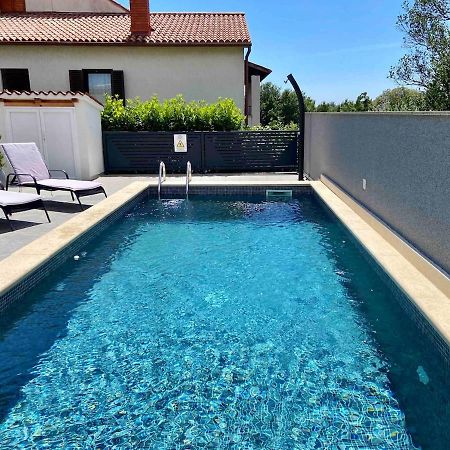 Holiday House Veli Vrh Пула Екстер'єр фото