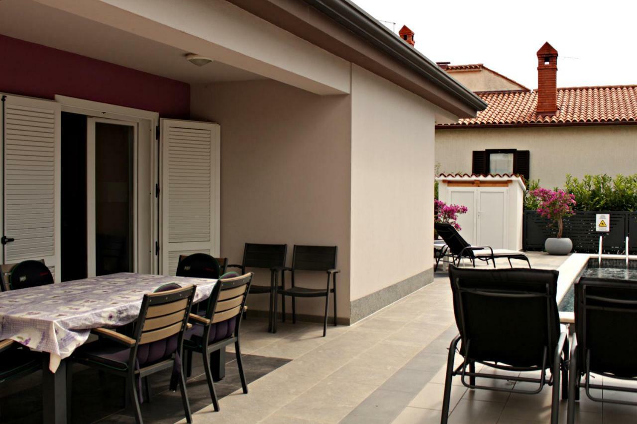 Holiday House Veli Vrh Пула Екстер'єр фото